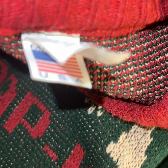 SHARON JONES & THE DAP-KINGS HOLIDAY KNIT SWEATER (GREEN)
Large unisex GUC - Picture 6 of 6